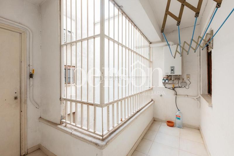 Foto 44a4db81-ee94-4faa-9ae9-1d35a6591113. Location appartement avec parking dans Exposició Valencia