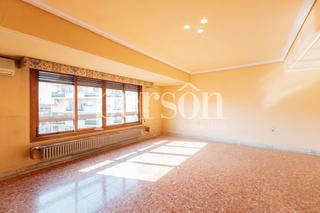 Etagenwohnung in Carrer de Misser Mascó