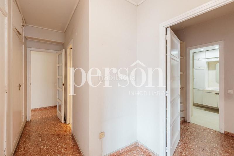 Foto ac57b531-a77c-40c5-9309-85b3c4ebdf7f. Rent flat with parking in Exposició Valencia