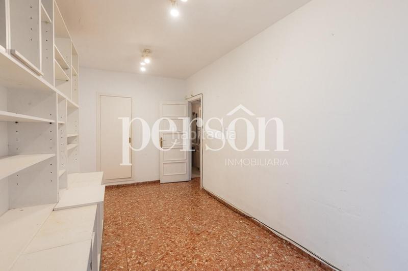 Foto b55808d0-e22f-45a1-ac05-113d2f931c77. Alquiler piso en Exposició Valencia