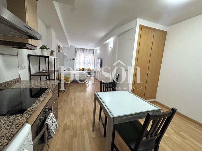 Foto d6376e5e-2e7e-427a-8279-b9990966d92e. Location studio dans Barrio Benicalap Valencia