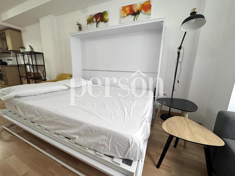 Foto e598583b-aa2a-4277-a74c-6fd487a63b4a. Location studio dans Barrio Benicalap Valencia