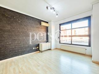 Appartamento in La Creu del Grau. Piso de 3 habitaciones con gran potencia en la creu del grau