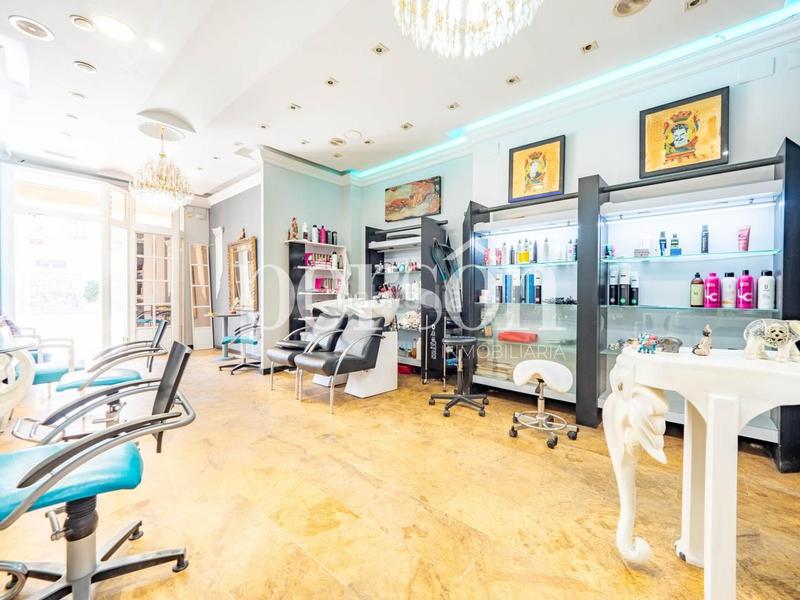 Foto b367f6c0-62b0-4f84-bd68-51decadf517b. Local commercial dans El Carme Valencia