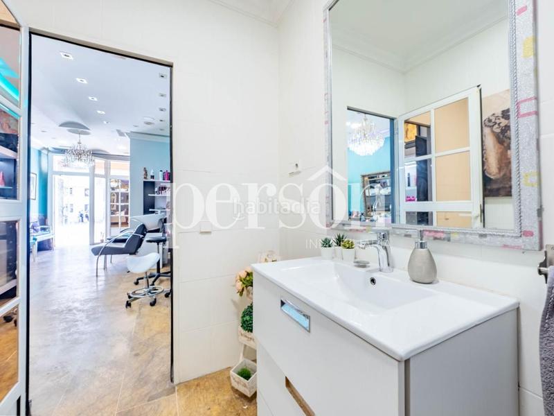 Foto eea07ae0-ac4a-40be-a37f-bcd0aceeb277. Local commercial dans El Carme Valencia