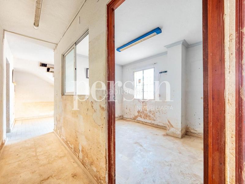 Foto 1353e649-e468-4071-9661-5ac877077006. Bâtiment à usage industriel dans Albal