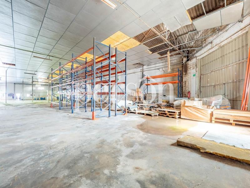 Foto c7b6198e-7baa-4501-834b-89aed83d6189. Bâtiment à usage industriel dans Albal