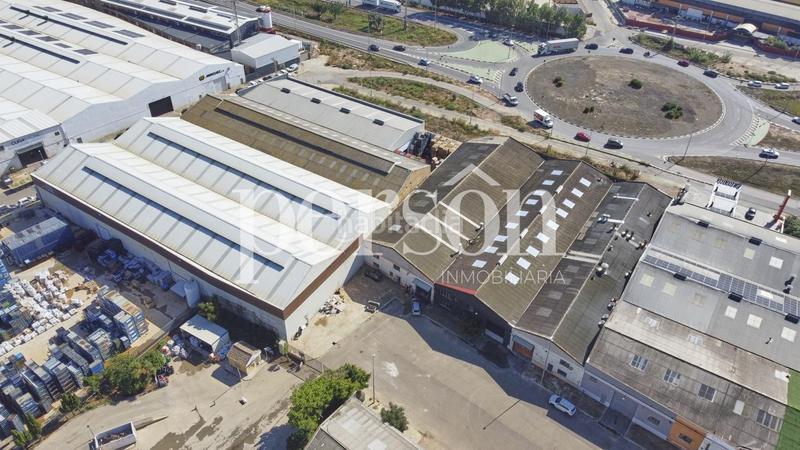 Foto e44f86cc-9345-48ca-936c-4c2d298fabf0. Bâtiment à usage industriel dans Albal