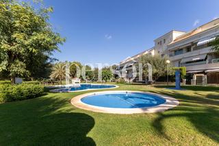 Alquiler Casa adosada en Torre en Conill-Cumbres de San Antonio. Vivienda en pleno club de golf escorpión