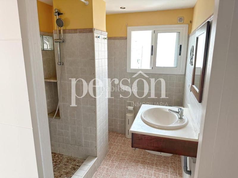 Foto d4f2fbbf-5ab9-47cf-a00e-f8450b2ce98c. Location duplex dans Arrancapins Valencia