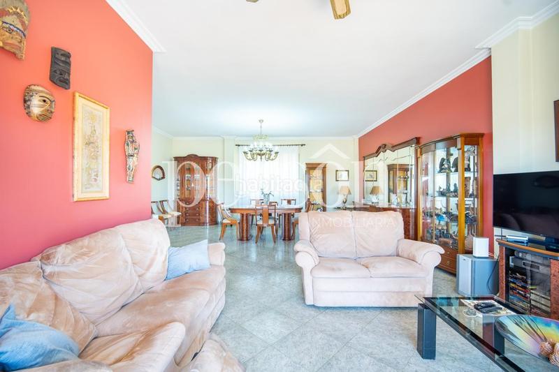 Foto 2b52bda7-6f6b-4514-94a9-bf753f791077. Casa con riscaldamento parcheggio piscina in Picassent