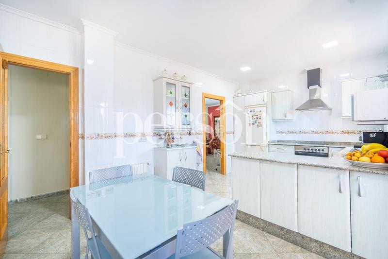 Foto 38364f4e-3744-4b4d-9bfe-80ad6672611d. Casa con riscaldamento parcheggio piscina in Picassent