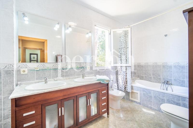 Foto f542a167-7a30-495a-9ddc-9039ba1ed186. Casa con riscaldamento parcheggio piscina in Picassent