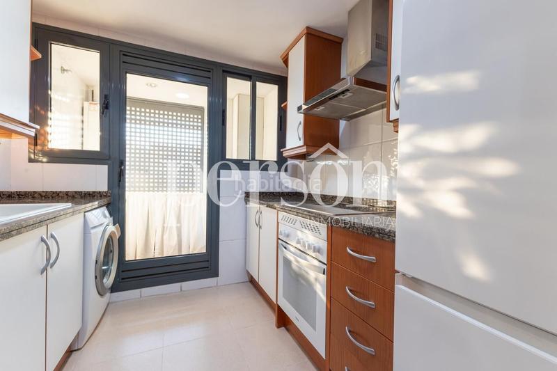 Foto 32ca9d96-6316-479e-8de6-7b885f7f120e. Miete appartement mit heizung parking pool in Sant Llorenç - Zona Alfahuir Valencia