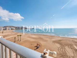 Piso en Racó. Vivienda con vistas al mar en cullera