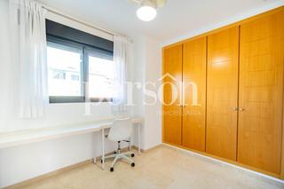 Appartement à Playa del Puig. Piso junto al mar en urbanización privada  a 15 km de valencia