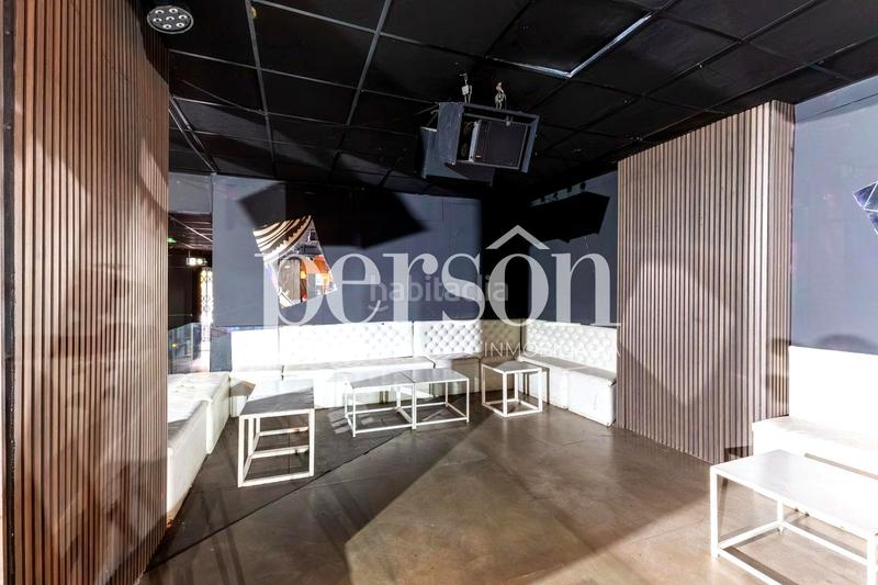 Foto b39195f5-e632-4391-9af1-3125db23430d. Trapasso locale commerciale in Mestalla Valencia