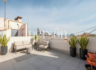 Appartement à Gran Via. Piso de porteria para reformar con vistas espectaculartes al rio