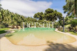 Maison à Rocafort. Un oasis para los sentidos en santa barbara