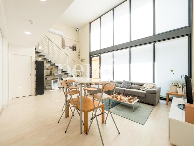 Foto 05cbd6ba-69ee-460a-9cd2-8c7914d89206. Rent duplex with heating parking in Polígono del Aeropuerto Manises