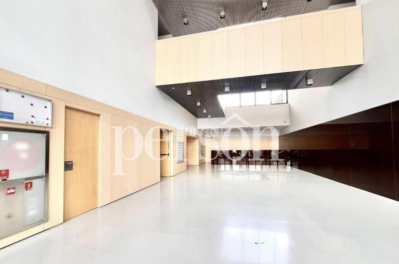 Foto 0f7be637-29d4-40f2-866b-8fe647cf80fb. Rent duplex with heating parking in Polígono del Aeropuerto Manises