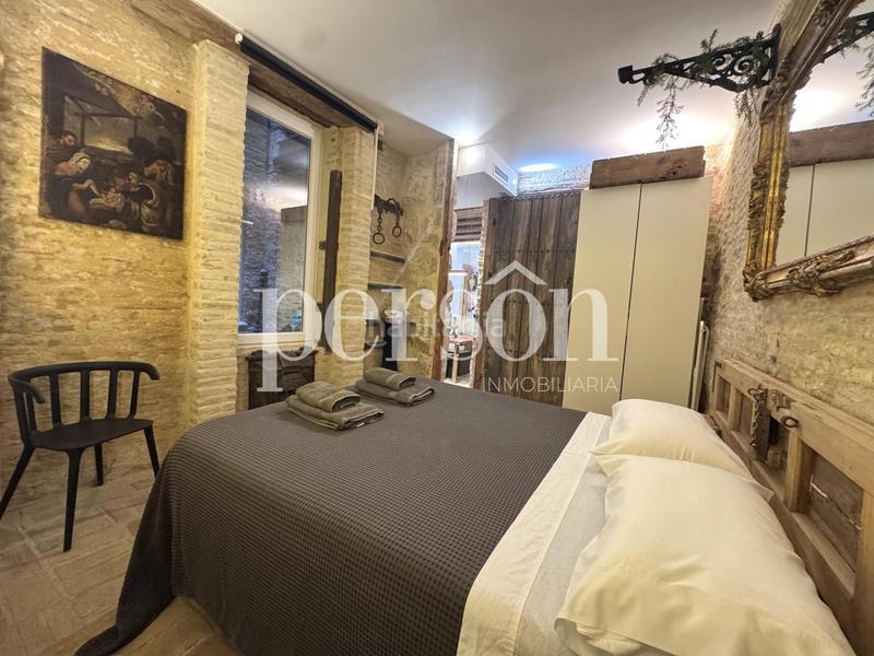 Foto 72354e2d-553e-4d41-9372-88e2d2fb9c8c. Lloguer planta baixa amb calefacció a El Mercat Valencia