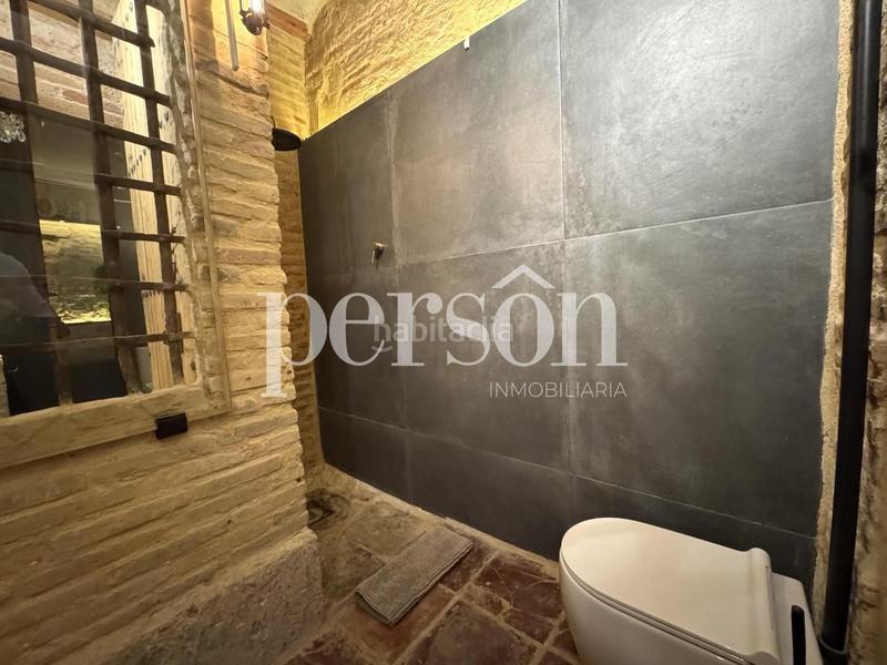 Foto a9153765-564b-45b0-b264-6d7045c46868. Alquiler planta baja en El Mercat Valencia