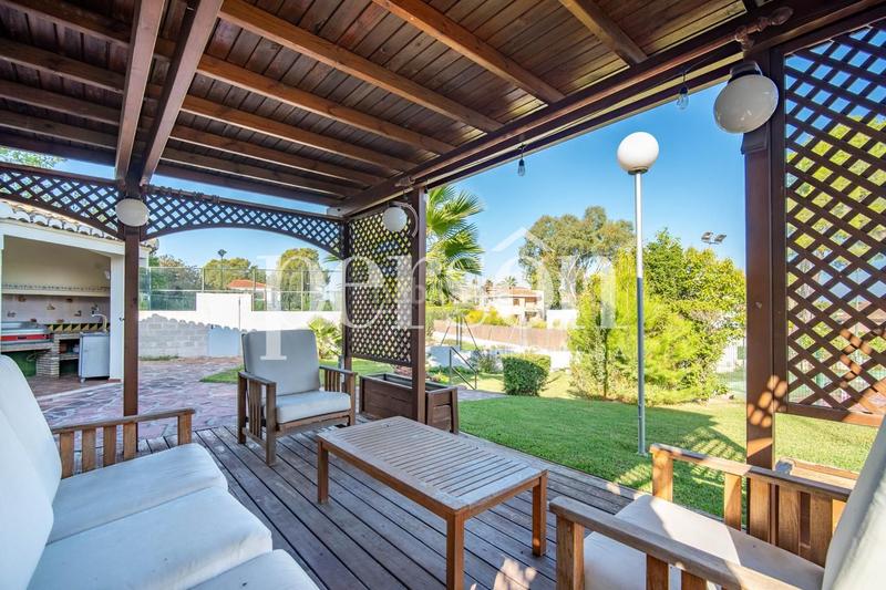 Foto 02738058-f965-4e8e-90de-1c98ad62d5cc. Casa con riscaldamento piscina in Montealegre Eliana (l´)