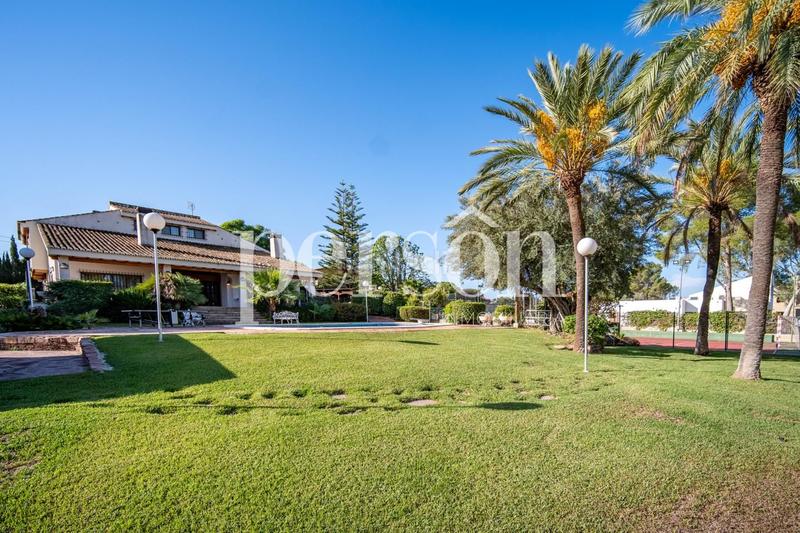 Foto 12d43af8-d4b1-4be8-9b19-bcfe892a957f. Casa con riscaldamento piscina in Montealegre Eliana (l´)