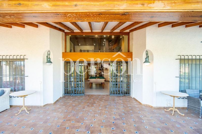 Foto 2348aed4-5332-4dbc-a81b-8aca708cb4d6. Casa con riscaldamento piscina in Montealegre Eliana (l´)