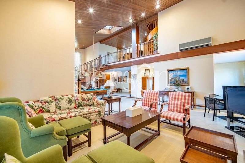 Foto 4d92c6a8-bee4-4b34-b05c-e013f90344e0. Casa con riscaldamento piscina in Montealegre Eliana (l´)