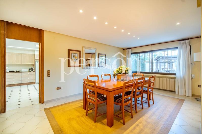 Foto 66c9dd6a-638d-41b2-9f1a-45ebc7fea72d. Casa con riscaldamento piscina in Montealegre Eliana (l´)