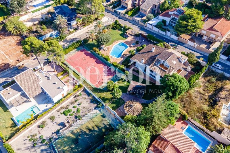 Foto 812dcba9-9d99-4489-a8c9-ca9a6eaaa903. Casa con riscaldamento piscina in Montealegre Eliana (l´)