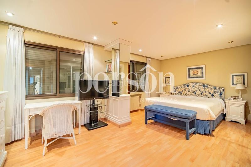 Foto b1bd5d20-f281-4ee5-9bcf-35982a8e543d. Casa con riscaldamento piscina in Montealegre Eliana (l´)