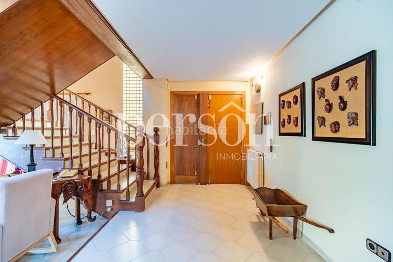 Foto f914ba5b-ec6a-4dd4-8135-f91736911a60. Casa con riscaldamento piscina in Montealegre Eliana (l´)