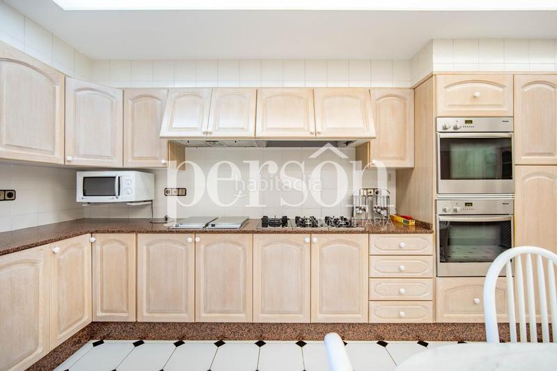 Foto fa7770b5-8614-460e-bf72-b82a6bc65e37. Casa con riscaldamento piscina in Montealegre Eliana (l´)