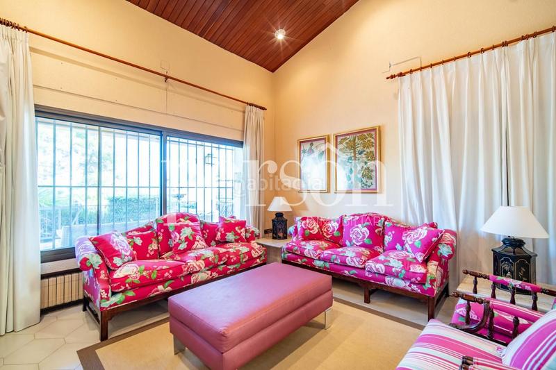 Foto fc236155-b74e-4a0c-beb1-bb273c33d050. Casa con riscaldamento piscina in Montealegre Eliana (l´)