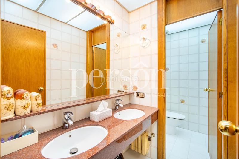 Foto fd1cb05b-1c07-49b5-9bbe-4780a3a995f5. Casa con riscaldamento piscina in Montealegre Eliana (l´)