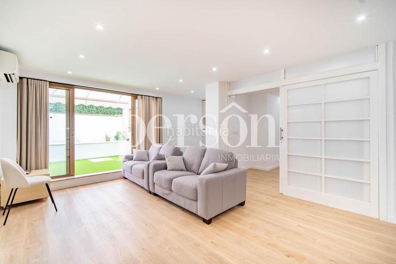 Foto 2642aec8-cd9b-48e0-861a-ddad156ad138. Alquiler piso  en alquiler en don juan de austria en Valencia