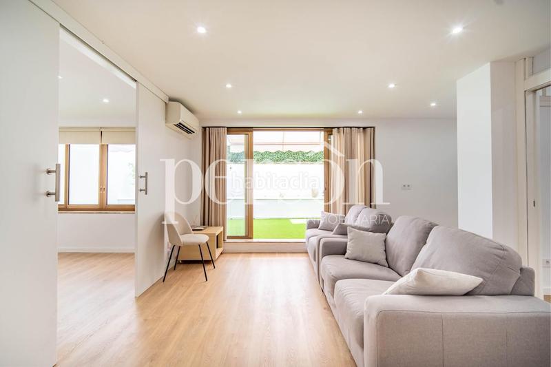 Foto 181fda84-85a1-43b3-a46c-fde6be38474f. Rent flat with parking in Sant Francesc Valencia