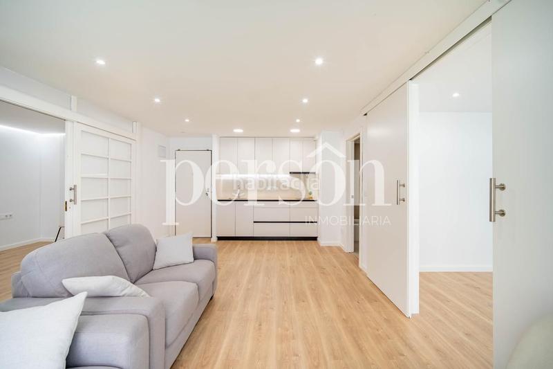 Foto 96def34b-5b58-4e15-89e1-61d93f278b11. Rent flat with parking in Sant Francesc Valencia