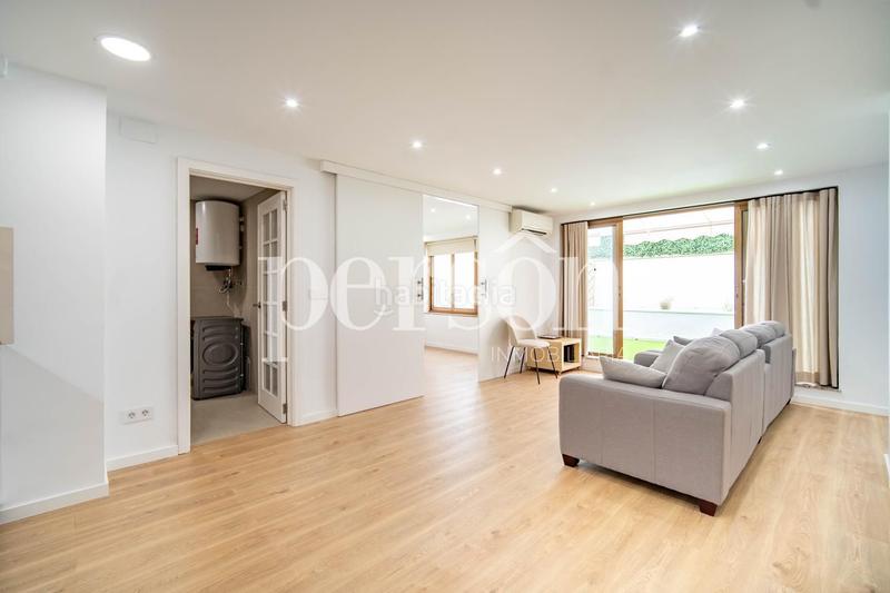 Foto effad9cc-195e-4c5a-8e4d-a3acce685978. Rent flat with parking in Sant Francesc Valencia