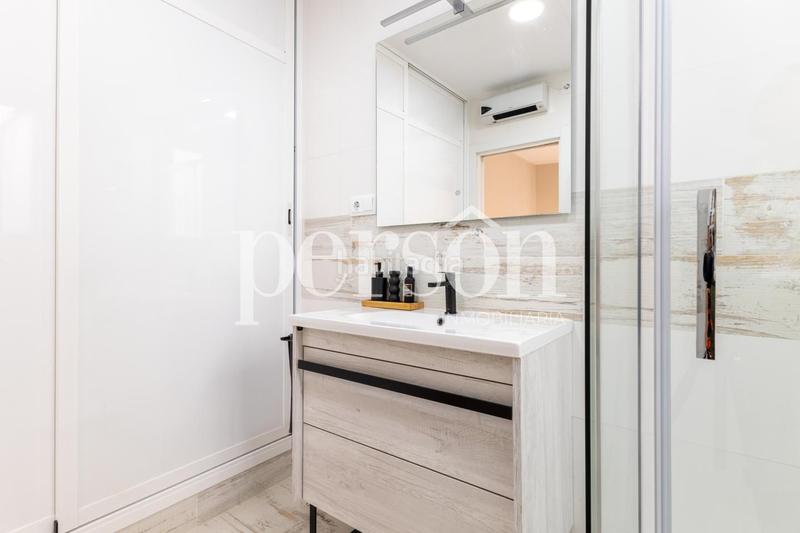 Foto ab30e4d9-8728-4595-91cd-bac99d3331f0. Alquiler piso  en alquiler junto a la plaza del ayuntamiento en Valencia