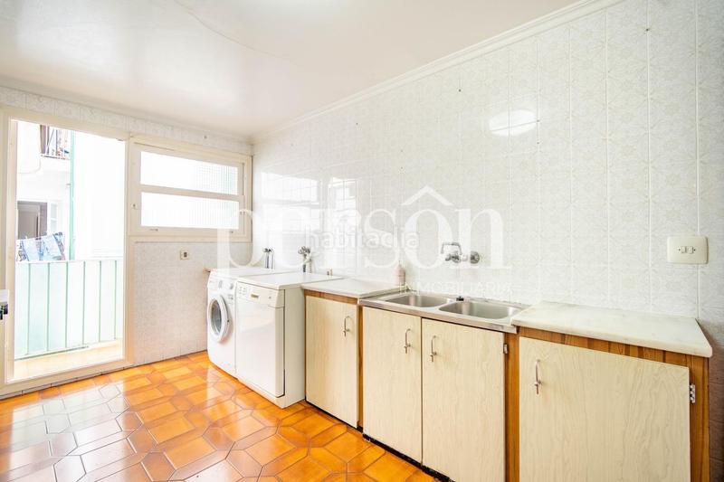 Foto 815623c8-1df2-47b6-9dc1-d3a37bb7daf6. Pis amb aparcament a La Petxina Valencia