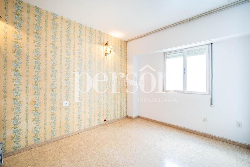 Foto ab3aaf94-794c-429d-ae3f-71a358a577b6. Pis amb aparcament a La Petxina Valencia