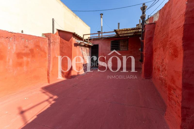 Foto f63a3afb-32e2-4325-bc7e-4b62881ebb7b. Building in El Mercat Valencia