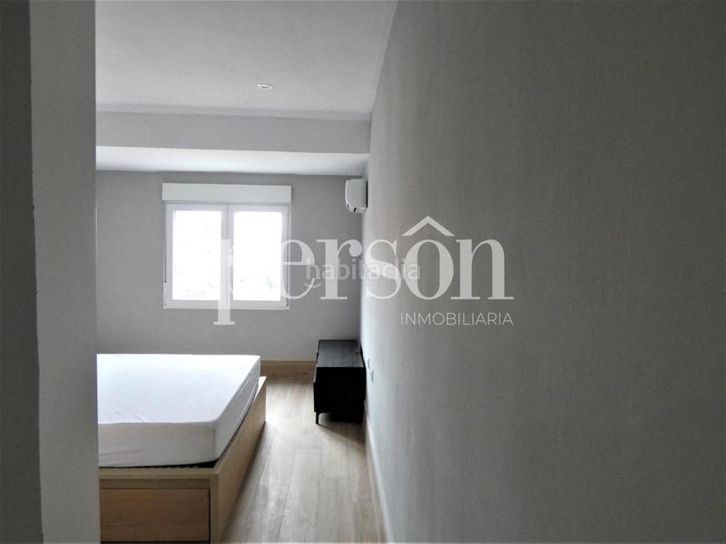 Foto 8d8d28f7-d7f2-41c1-be86-7b9a60bb8b31. Rent flat with heating in La Creu del Grau Valencia