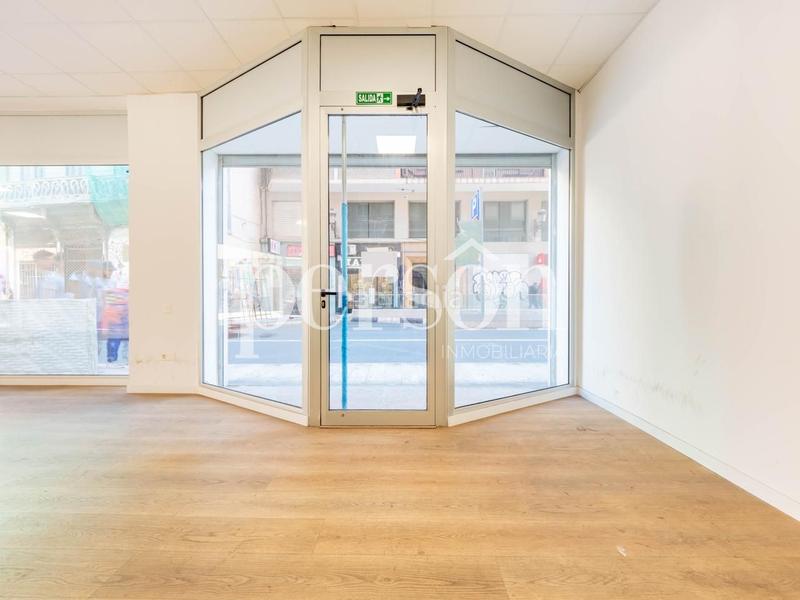 Foto 5231beaf-fd7f-4d23-a644-a01f65c7dece. Local commercial dans El Pilar Valencia