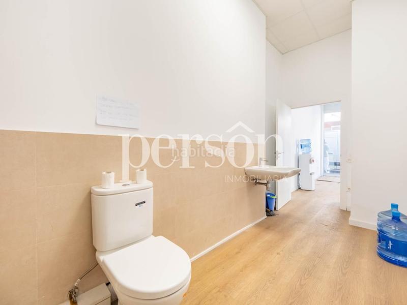 Foto eececa91-4a65-4157-b984-d1b38b697bab. Local commercial dans El Pilar Valencia