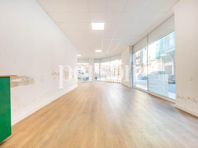 Foto efb823fc-ee7e-4008-ad8b-c9cbe95b4a68. Local commercial dans El Pilar Valencia